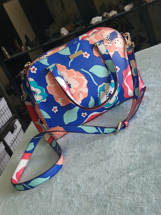 kate spade Handbags - The Kate Spade Newbury Lane Small Felix Cherry Floral Satchel